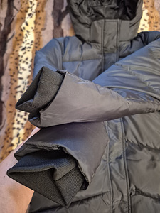 Новая зимняя парка CK (3 фото из 3)