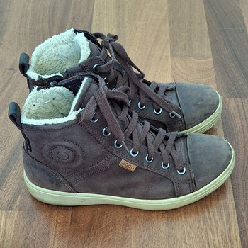Ecco gore-tex s.33-34 k/s tossud sisetallamõõt 22 cm.Külgede