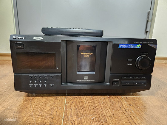 Sony CDP-CX235 многодисковый CD-плеер с пультом дистанционно