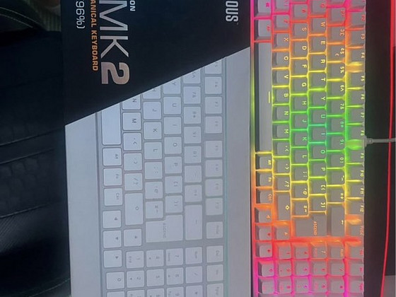 Glorious gmmk2 96% mehhaaniline klaviatuur