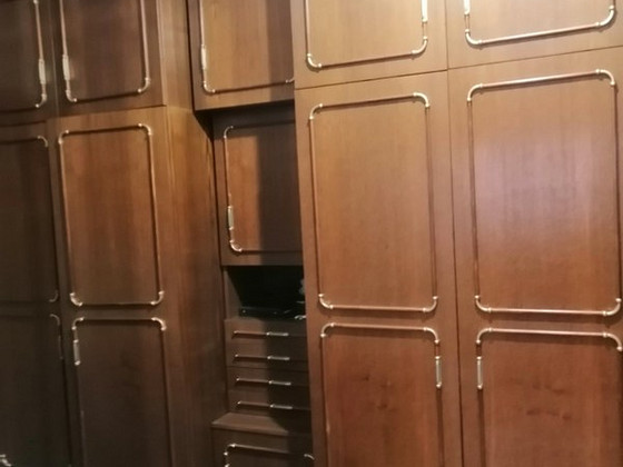 Отдам шкаф