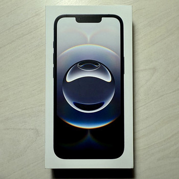 Apple iPhone 16e 128GB must uus. Garantii kuni 08.2027