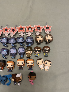 Kinder joy stranger things (3 foto / 4)