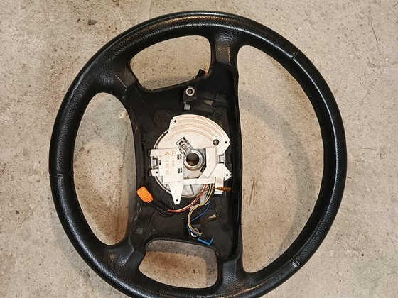 BMW e38 rool