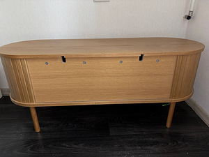 Müüa LYNGVIG telerilaud/TV-laud/ТВ столик/Тумба под телевизор (2 foto / 5)