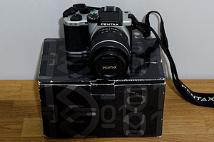 Pentax K-01 + SMC Pentax-DA L 1:3.5-5.6 18-55mm AL WR (2 фото из 5)