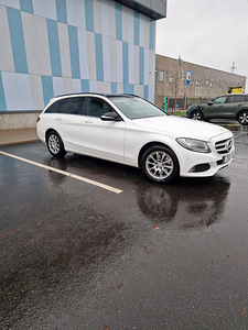 Продам mercedes c220d (7 фото из 15)