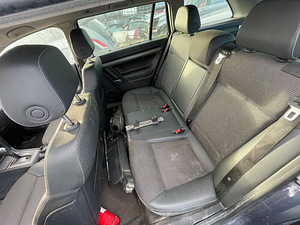 OPEL VECTRA 3.0 DISEL AUTOMAAT, VARUOSAD (8 foto / 9)