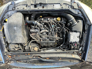 OPEL VECTRA 3.0 DISEL AUTOMAAT, VARUOSAD (9 foto / 9)