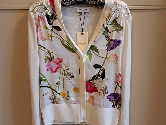 Новый кардиган Ted Baker