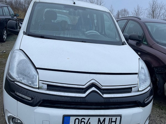 CITROEN BERLUNGO 2013A 1.6 BENSIIN, VARUOSAD