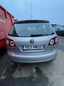 VW GOLF V PLUS 1.6 BENS 75KWT, VARUOSAD (7 foto / 10)