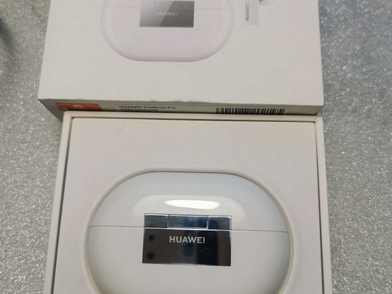 Беспроводные наушники Huawei FreeBuds Pro