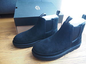 Новые зимние сапоги UGG (2 фото из 5)