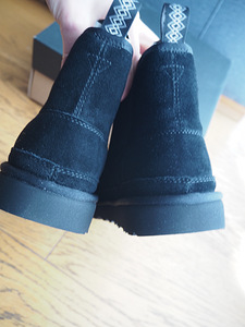 Новые зимние сапоги UGG (4 фото из 5)
