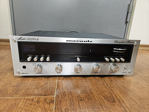 Marantz 2220 Stereophonic Receiver (1972-74) (2 foto / 5)