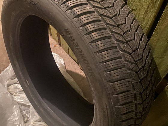 Hankook i*cept зимняя шина 225/55R19