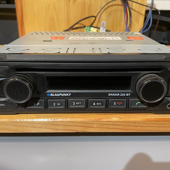 BLAUPUNKT DAKAR 224 BT автомобильное радио