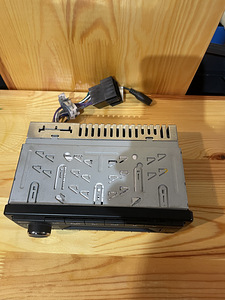 Continental RADIO USB MP3 WMA 24V Car TR7422U-OR (2 foto / 3)