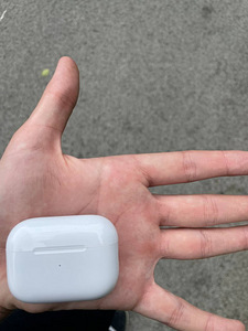 AirPods Pro 2 (2 foto / 5)