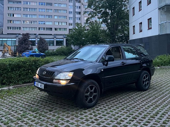 Lexus RX300
