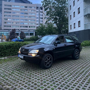 Lexus RX300