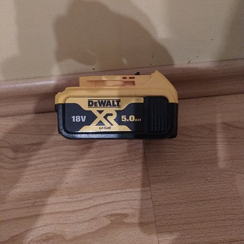 Dewalt aku