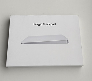 Apple Magic Trackpad (USB-C) - Wireless Trackpad , White (1 фото из 2)