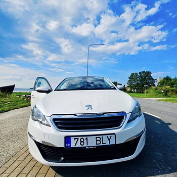 Продам Peugeot 308 2014, 1.2 бензин, механика