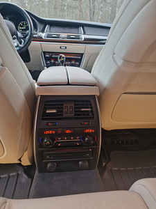 BMW (3 фото из 14)