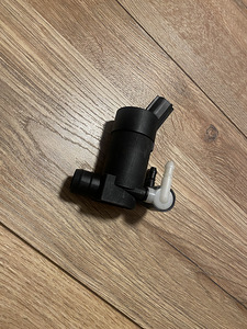 Volvo / Ford / Jaguar OEM klaasipesu pump (1 foto / 2)