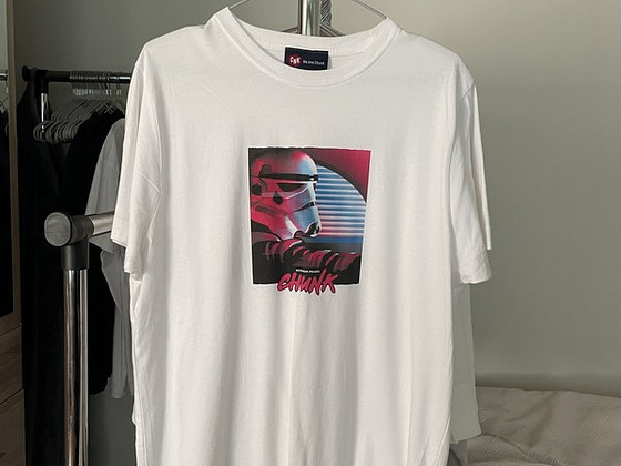 Uus CNK Star Wars Stormtrooper Vaporwave T-Särk (M-suurus)