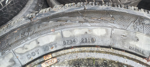 Honda valuveljed koos talverehvid 205/70R15. 4Tk (2 foto / 6)