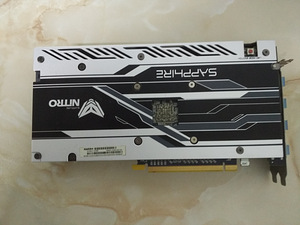 Sapphire rx480 nitro+ OC 8G (2 foto / 3)