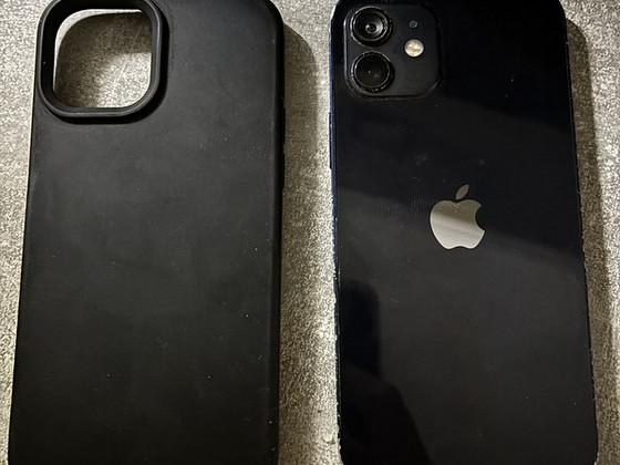 iPhone 12