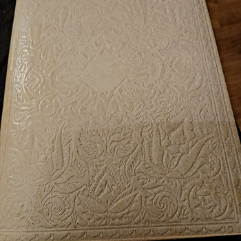 Продам подарочную коробку книга