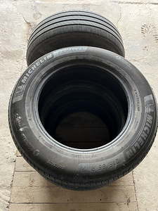 Шины Michelin (2 фото из 3)