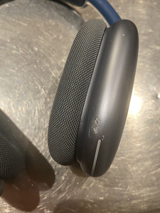 AirPods Max (3 фото из 4)