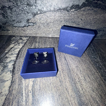 Запонки Swarovski