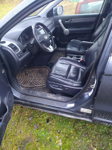 Honda CR-V (8 фото из 8)