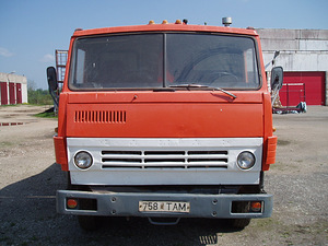 Kamaz 5511 kallutaja (2 foto / 7)