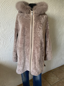 Mouton kapuutsiga, rebaseäärisega L-XL (2 foto / 10)