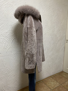 Mouton kapuutsiga, rebaseäärisega L-XL (5 foto / 10)