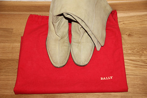 Сапоги Bally р. 38 (1 фото из 3)