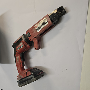 Шуруповерт ленточный Milwaukee M18 FSG + 3,0Ач (5 фото из 5)