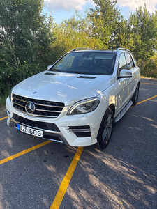 Mercedes ML 350 auto (3 foto / 15)
