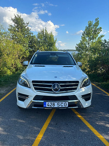 Mercedes ML 350 auto (4 foto / 15)