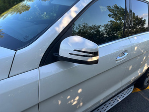 Mercedes ML 350 auto (5 foto / 15)