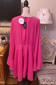 Boohoo uus väga ilus kleit s 48 , 3xl, 20 , (2 foto / 3)