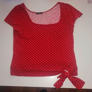 Женская одежда M (1 фото из 6)